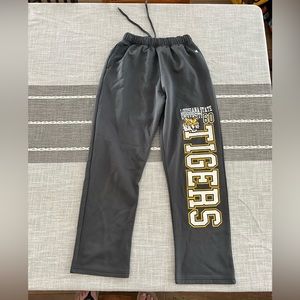 Brand: badger sport Size: youth large Color: gray, yellow, white.